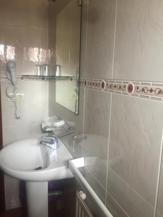 קמבדוס Hotel O Noso Bar מראה חיצוני תמונה